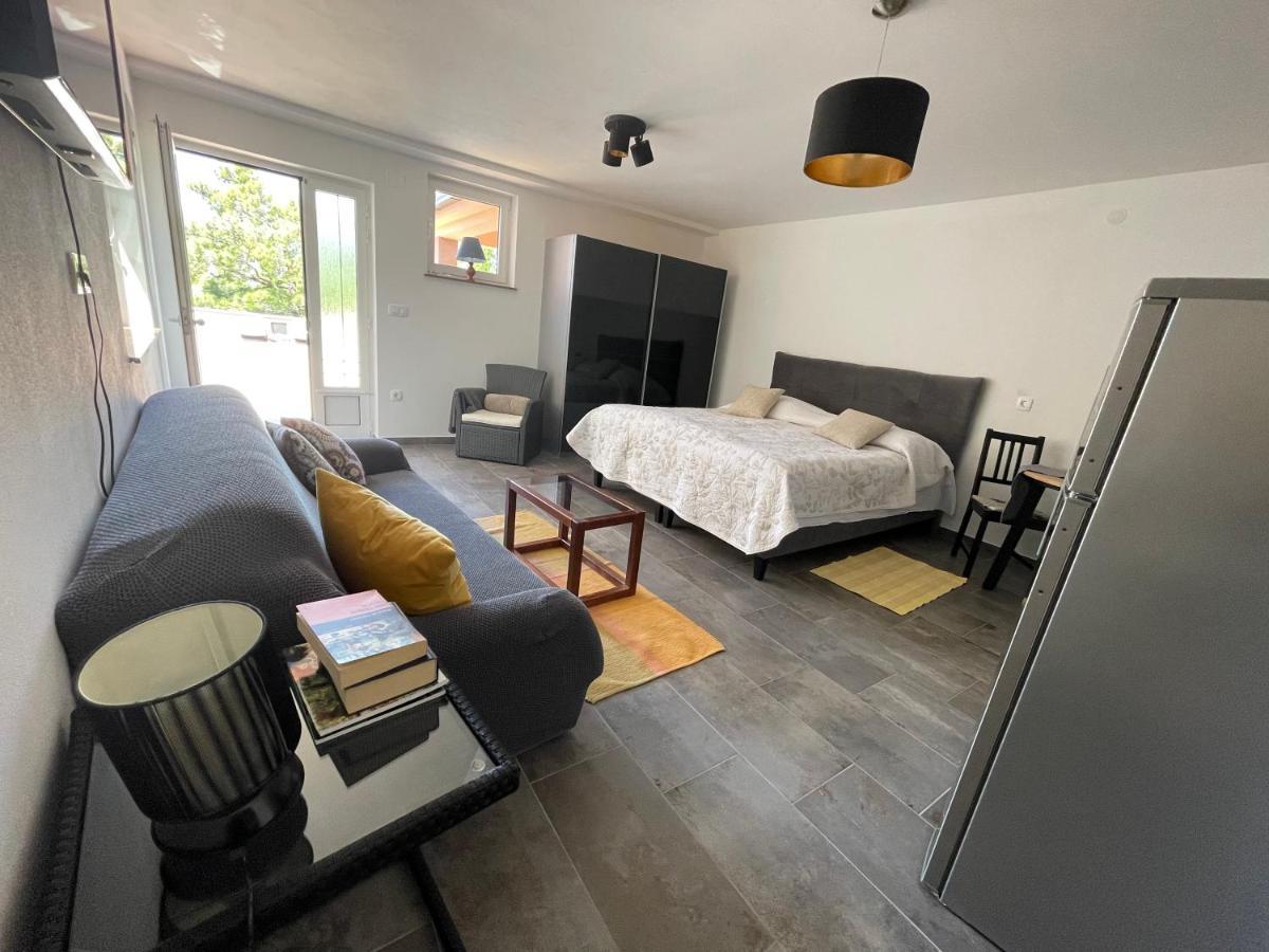 Apartments Villa Antonia Jadranovo Eksteriør billede