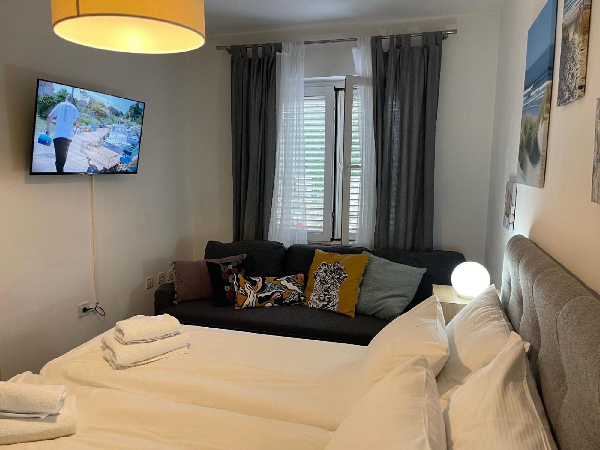 Apartments Villa Antonia Jadranovo Eksteriør billede