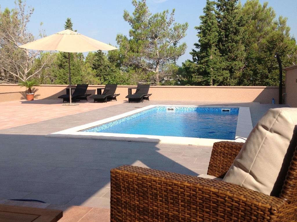 Apartments Villa Antonia Jadranovo Eksteriør billede